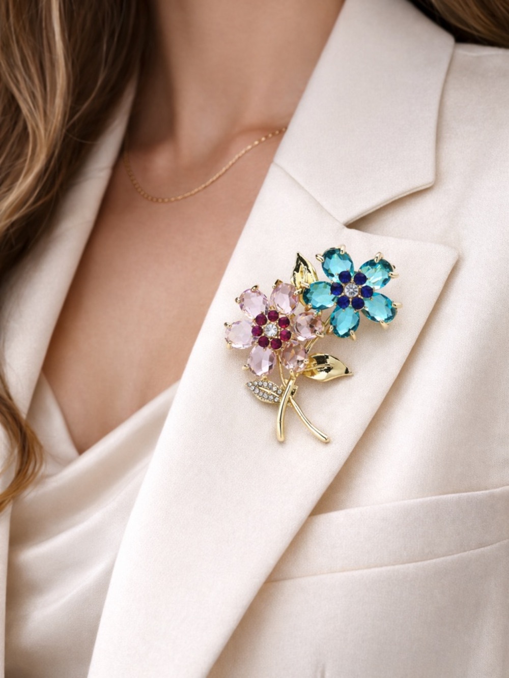 Romantic Pastel Gold Floral Brooch - Picture 8 of 9